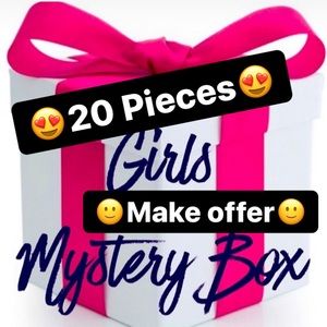❌🔥Mystery box❌🔥of 20 pieces of girls kids clothing♥️